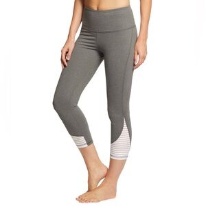 Balance Collection Addison Yoga Capris, Leggings Striped Mesh Detail, Size XL